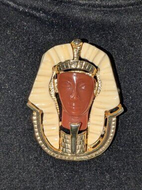 Vintage Art Deco Pharoah King Tut Egyptian Revival Lucite Brooch Pin
